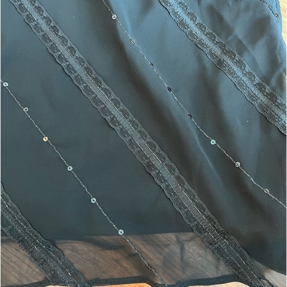 Black Patra Skirt - Picture 4 of 12